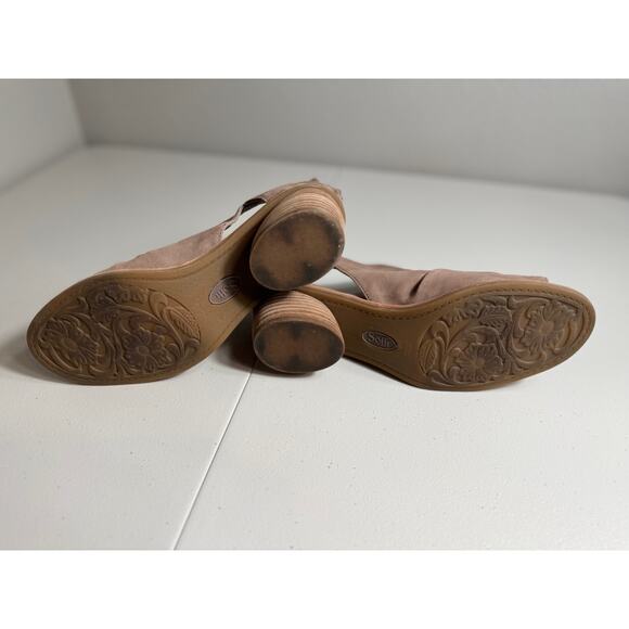 Sofft Catelyn bootie peep toe stone tan ruched suede stacked heel shootie Sz 9 - Picture 6 of 9